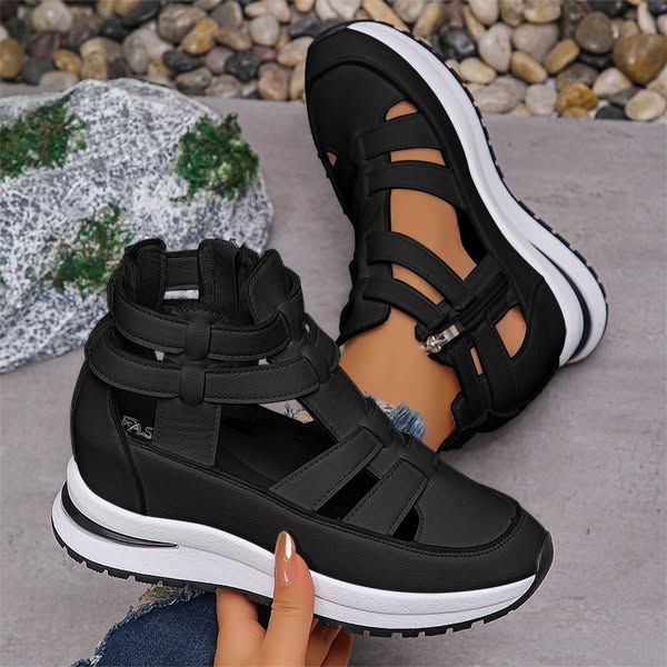 Light wedge sandals with side zip for ultimate comfort