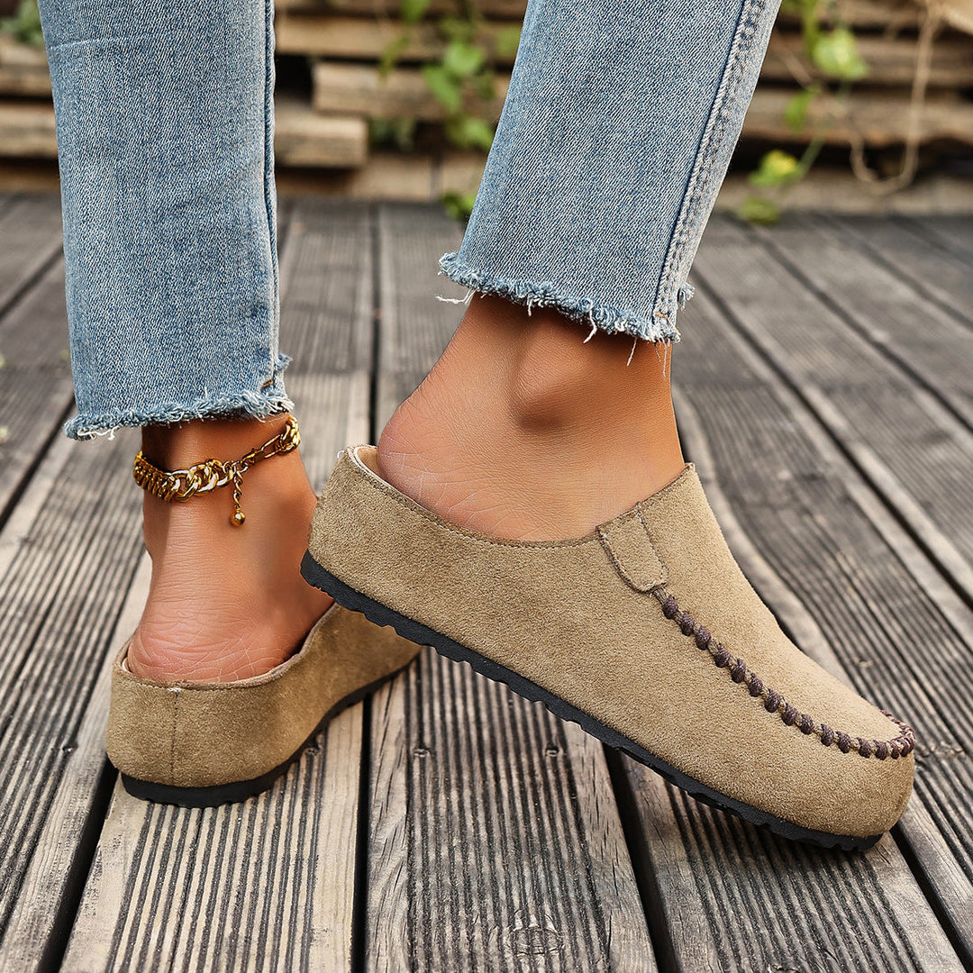 Retro-inspired orthopedic slippers for women