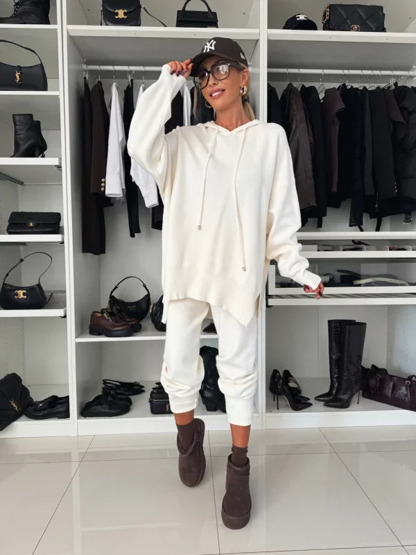 Camilla - Two-Piece Women's Set with Long Sleeves, Hood, and Round Neck
