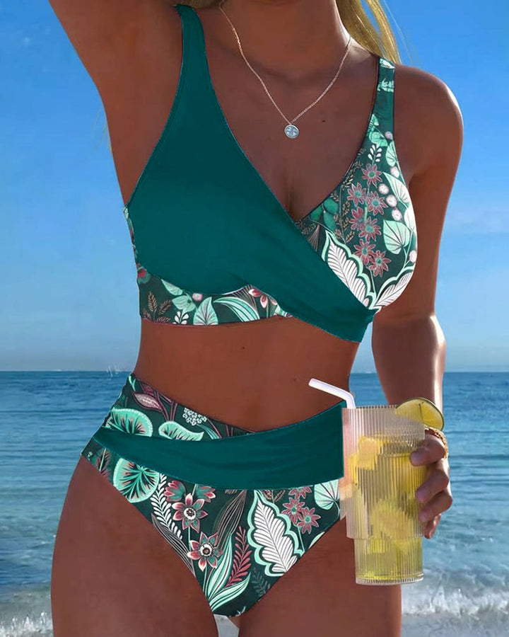 Fiorella | Women's Floral V-Neck Bikini