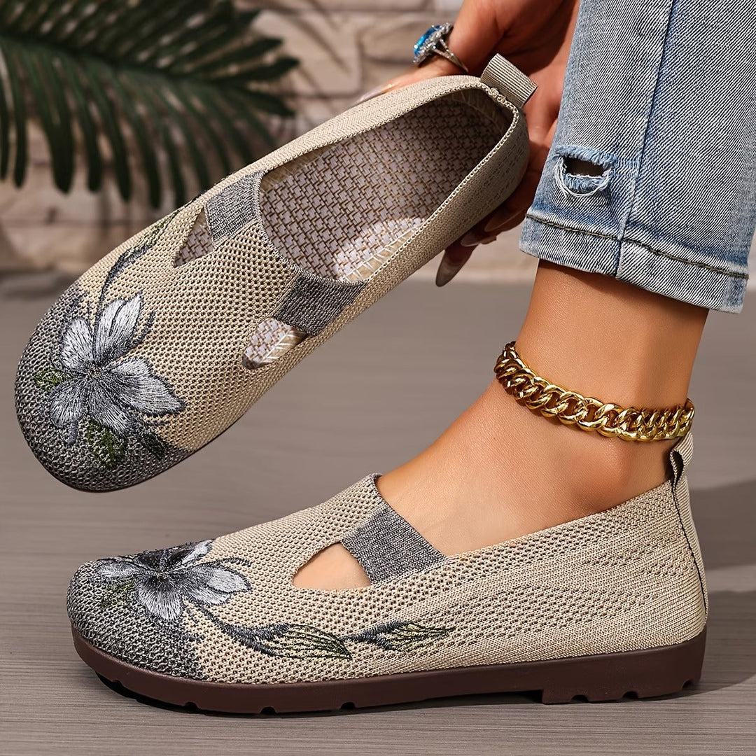 Stylish Embroidered Breathable Women's Shoes
