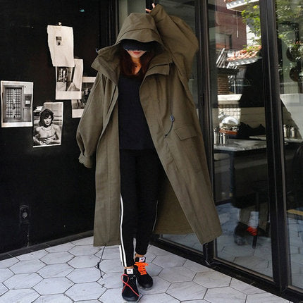 Women's oversized parka with an oversized hood and drawstring waist