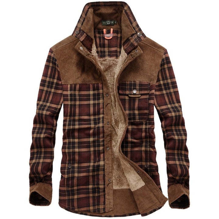 Men's shirt jacket with plaid pattern and pockets