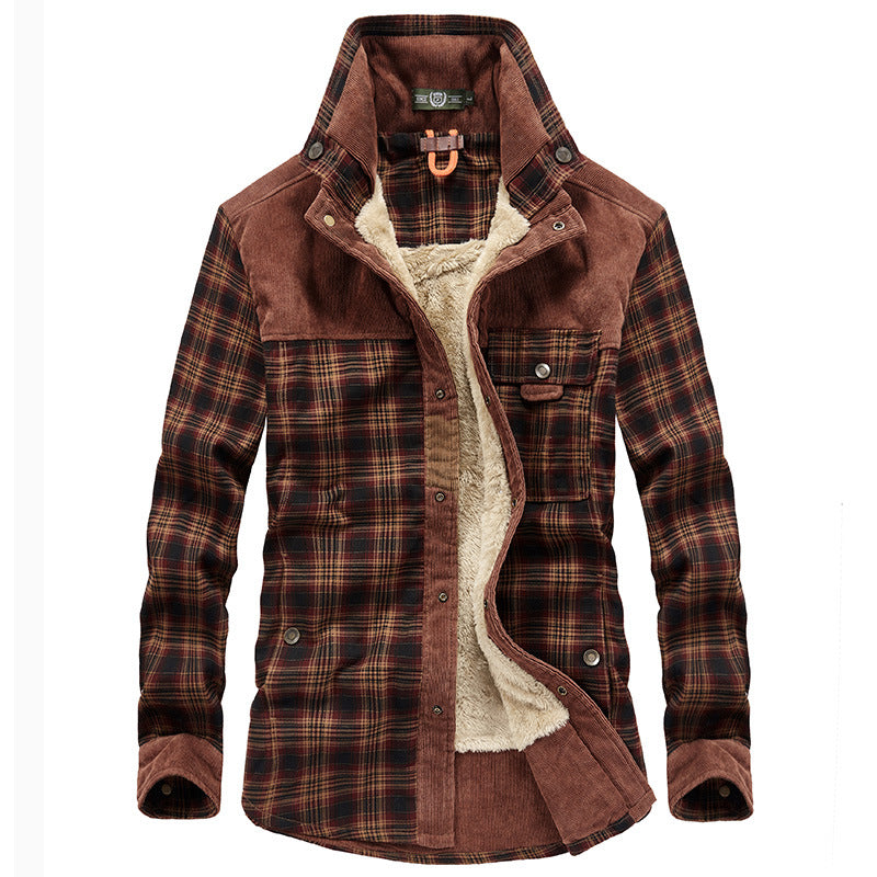 Men's shirt jacket with plaid pattern and pockets