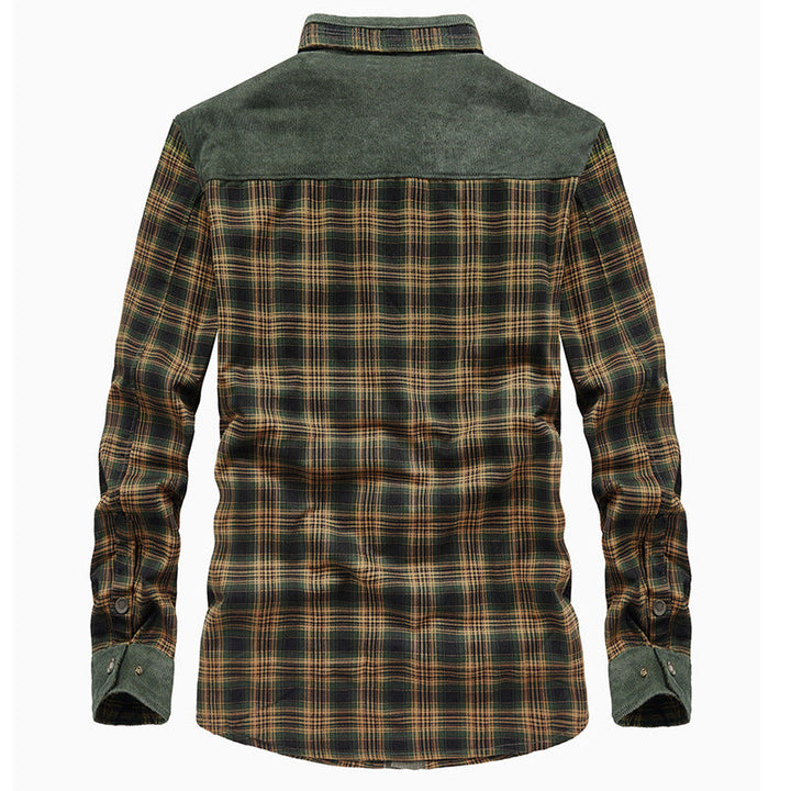 Men's shirt jacket with plaid pattern and pockets