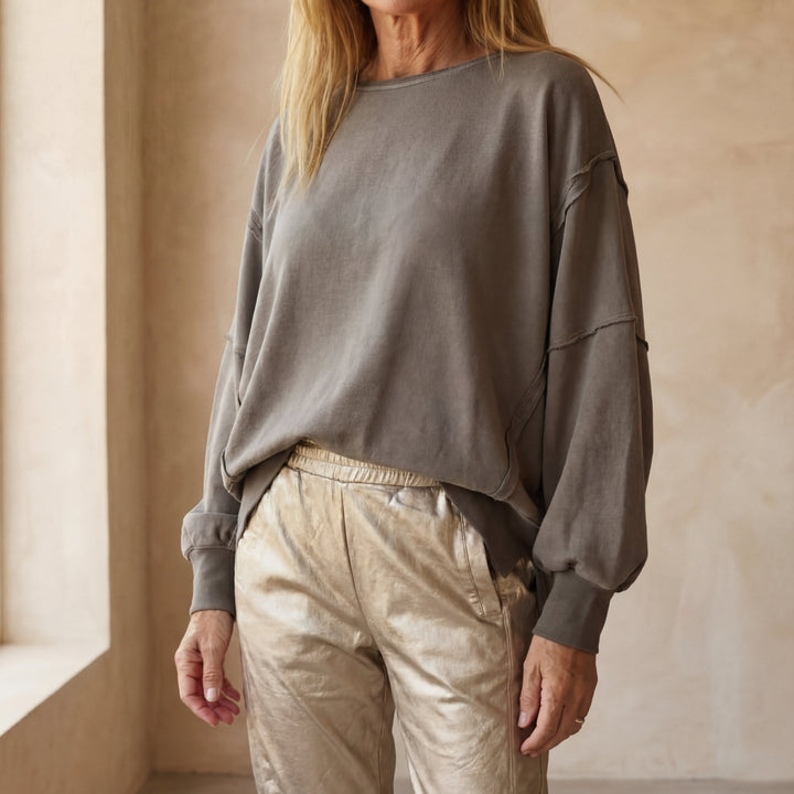 BRINA - Casual Top and Pants Ensemble