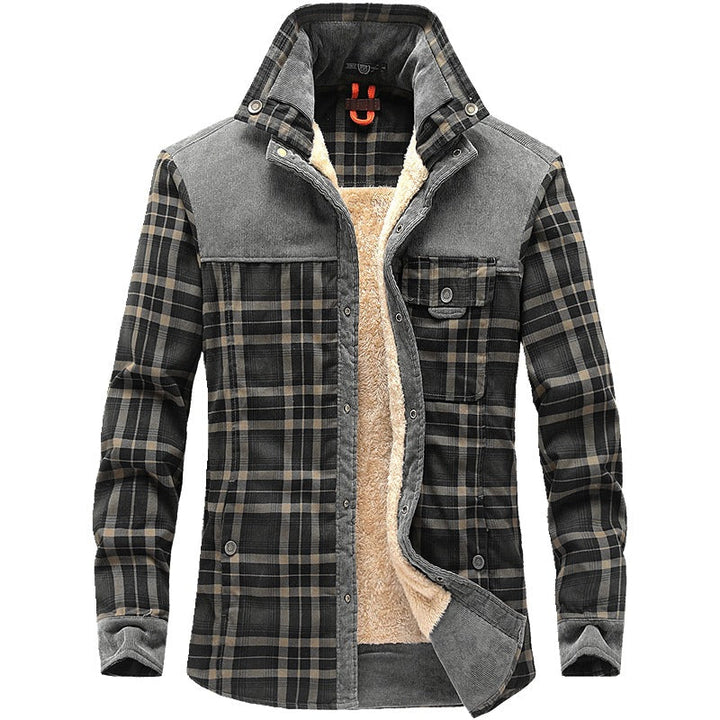 Men's shirt jacket with plaid pattern and pockets