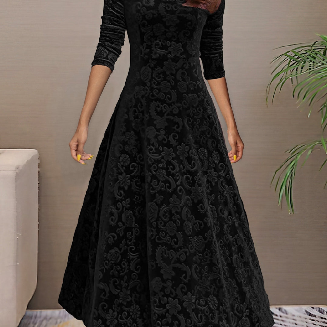 Nancy | Luxurious Velvet Holiday Dress