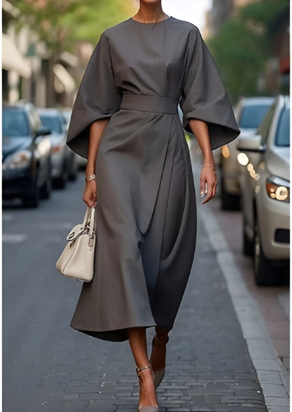 Lissey - Minimalist Luxury Belt Dress