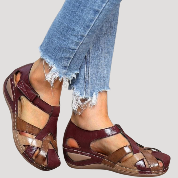 Women's Closed-Toe All-Day Sandals, Designed for Comfort