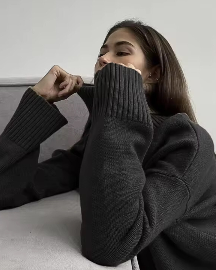 Emma - Turtleneck