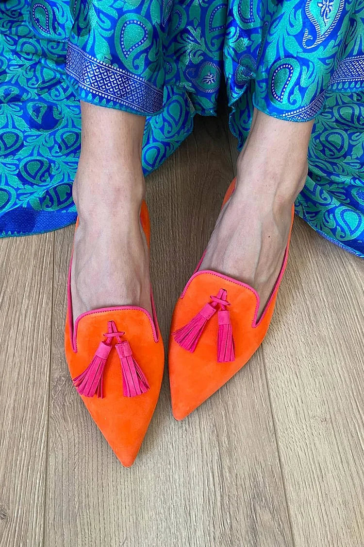 LOAFERS WITH ELEGANT TASSELS