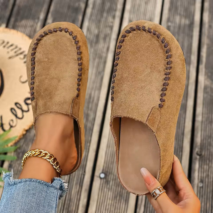 Retro-inspired orthopedic slippers for women
