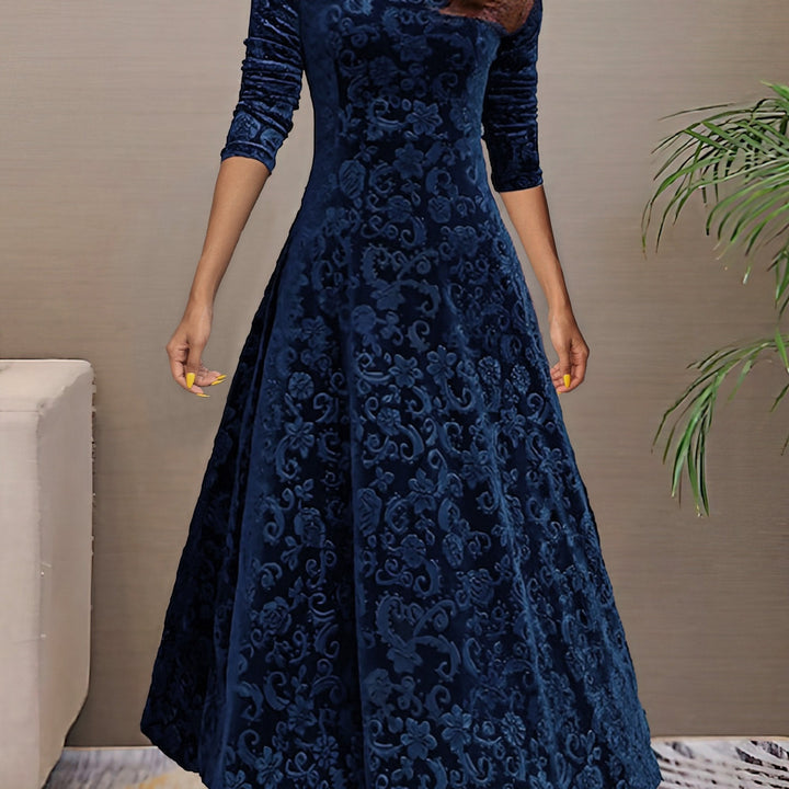 Nancy | Luxurious Velvet Holiday Dress