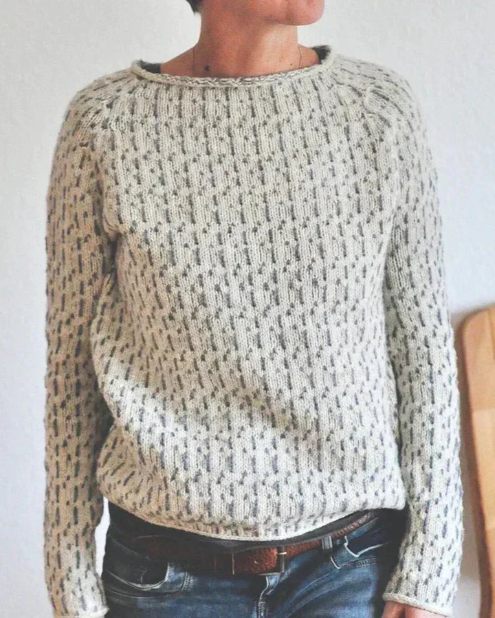 Veronika - The Chic Sweater