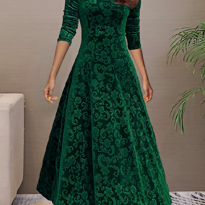 Nancy | Luxurious Velvet Holiday Dress