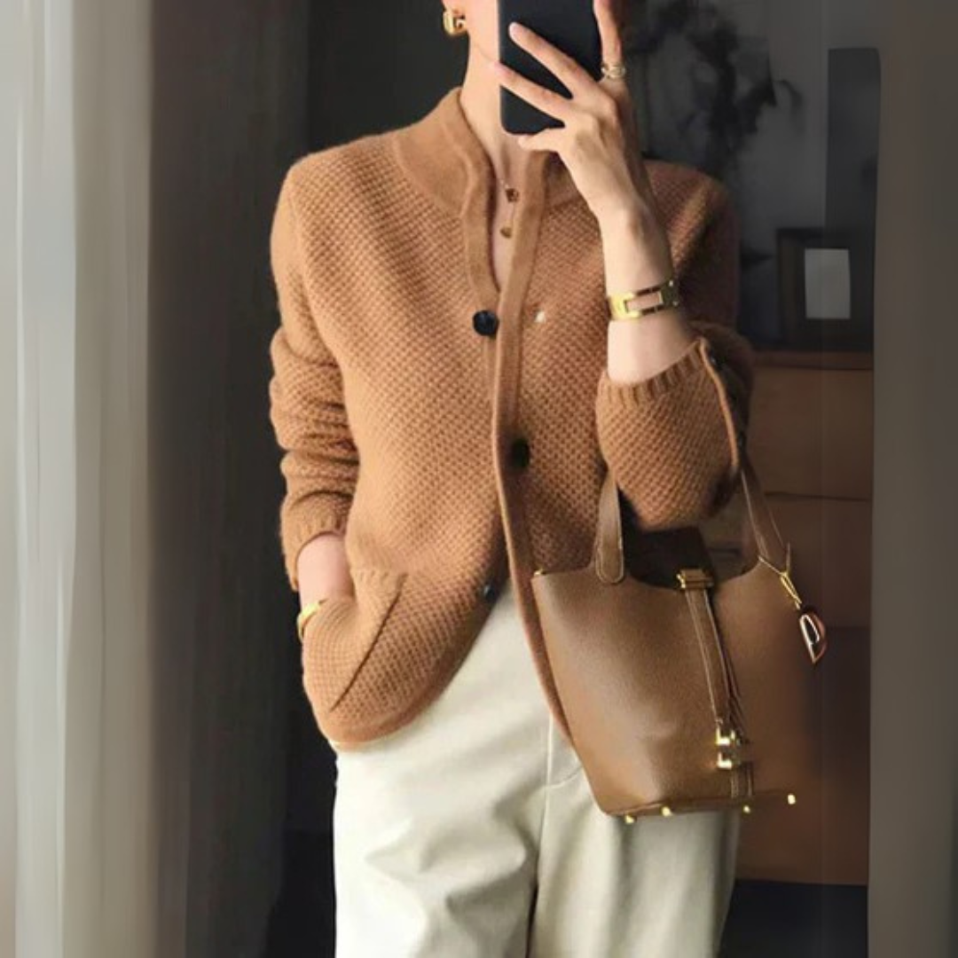 Alissa - Elegant and comfortable cardigan