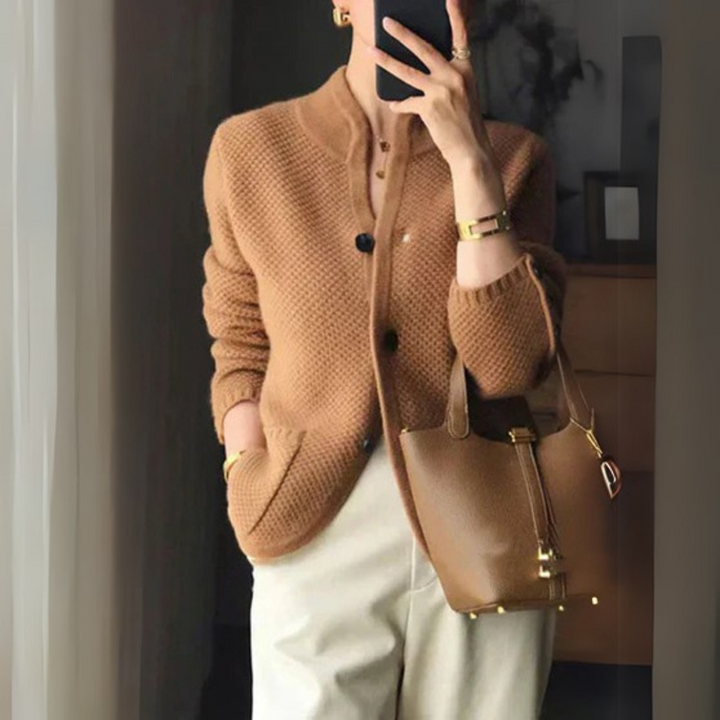 Alissa - Elegant and comfortable cardigan
