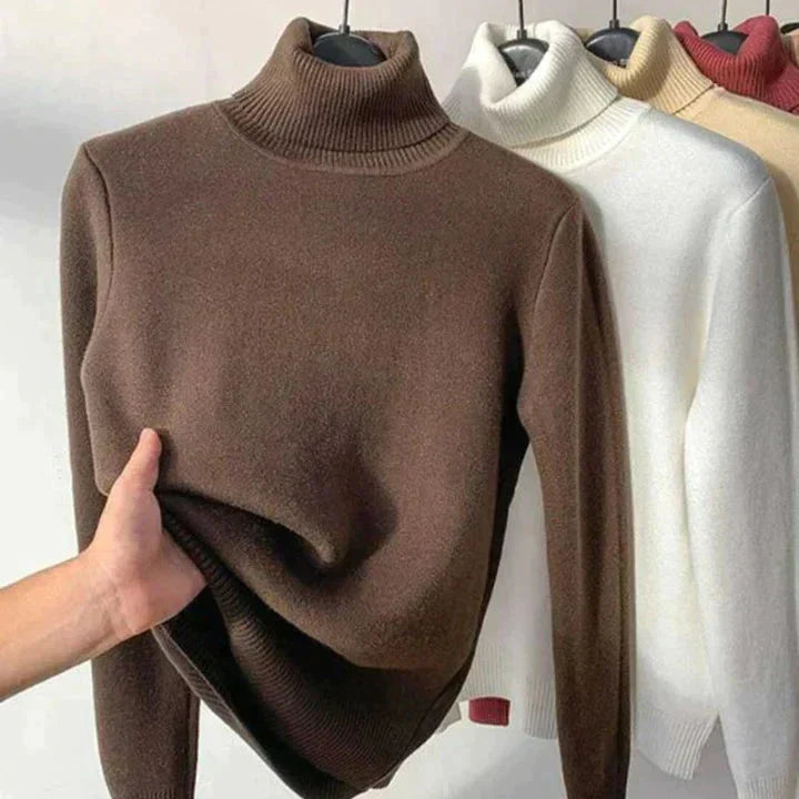 Leonie - Beige Turtleneck With Fleece Lining