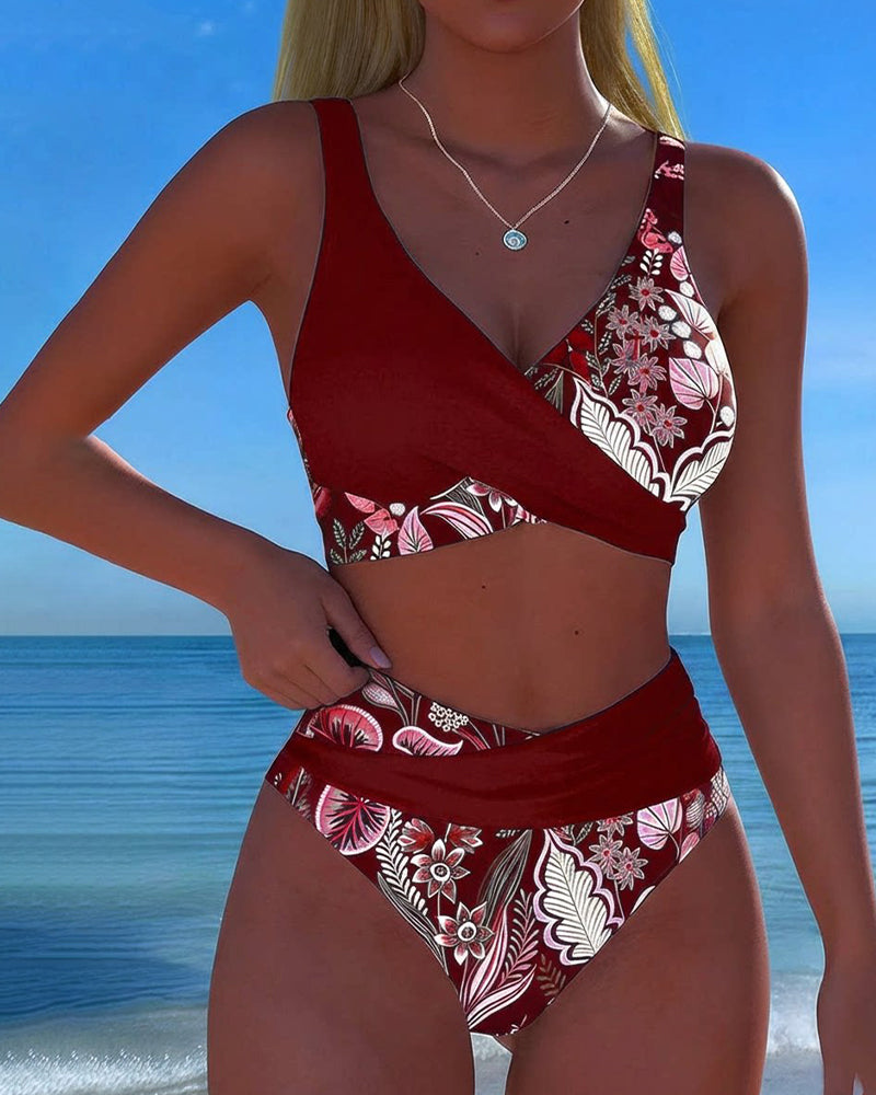 Fiorella | Women's Floral V-Neck Bikini