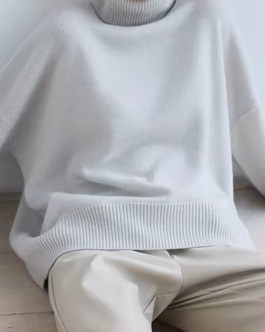 Lesley - Oversized Turtleneck Sweater