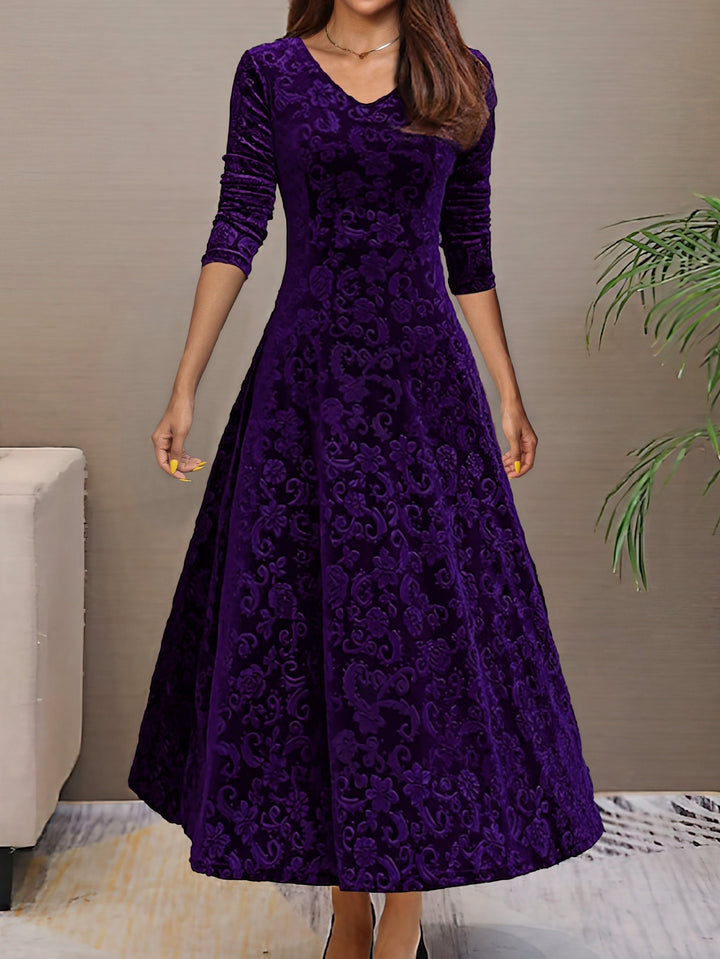 Nancy | Luxurious Velvet Holiday Dress