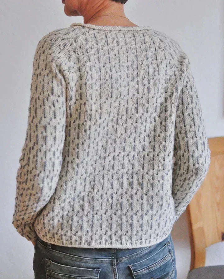 Veronika - The Chic Sweater