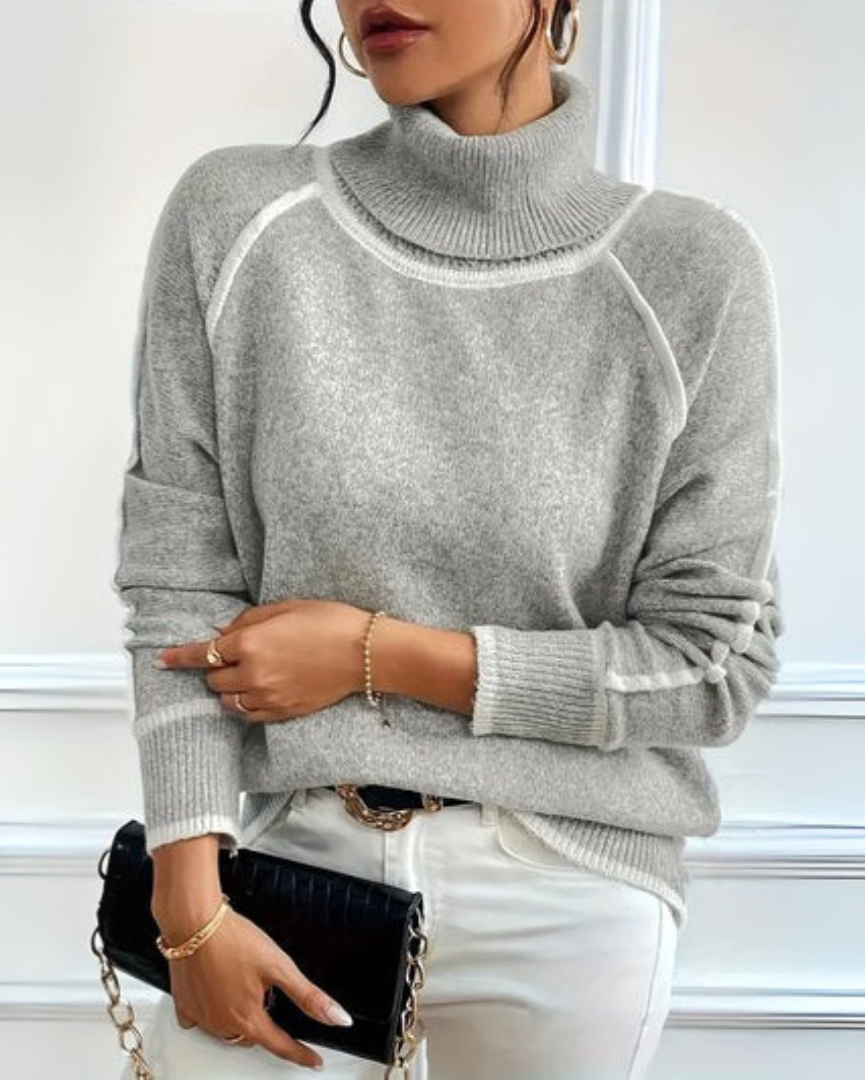Victoria - The Casual Turtleneck Sweater