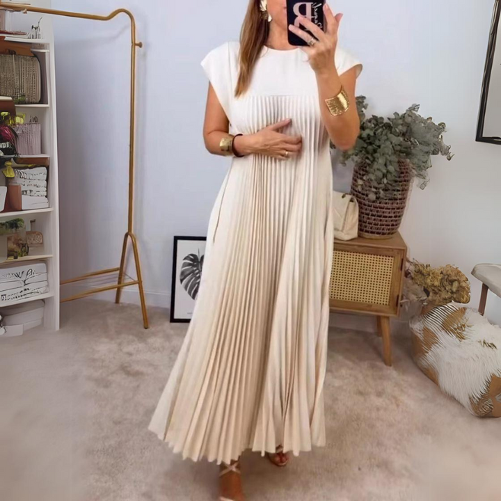 Alexa - Light and Fresh Pleated Dress