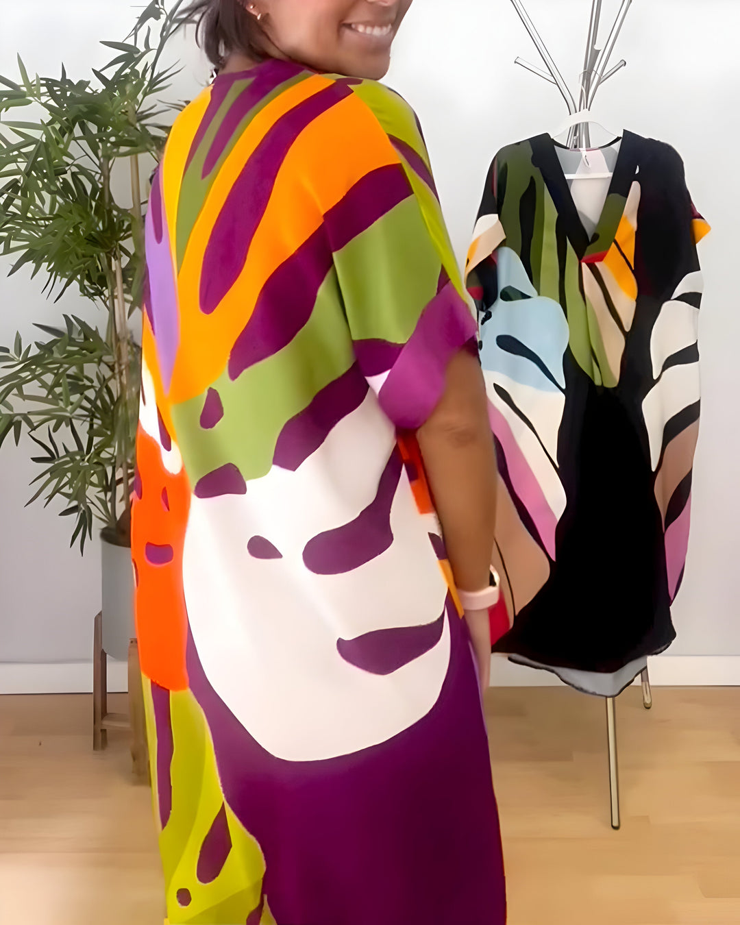 Rianna - Dress with abstract print