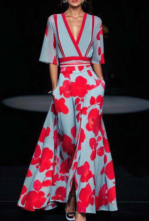 Irma - Elegant Sleeved Dress