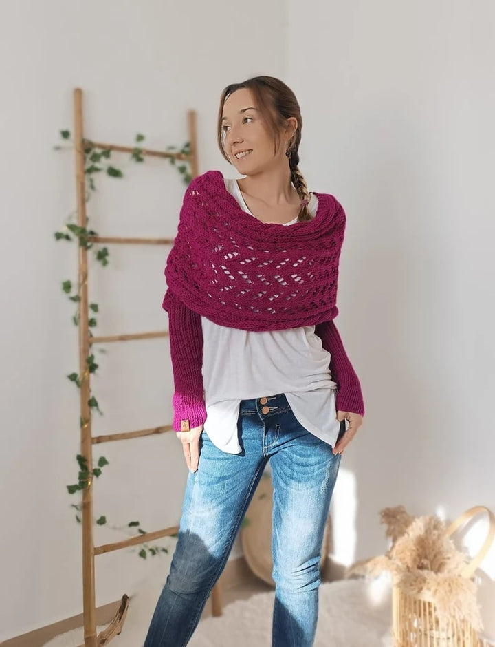 Eleonora - Scarf With Sleeves