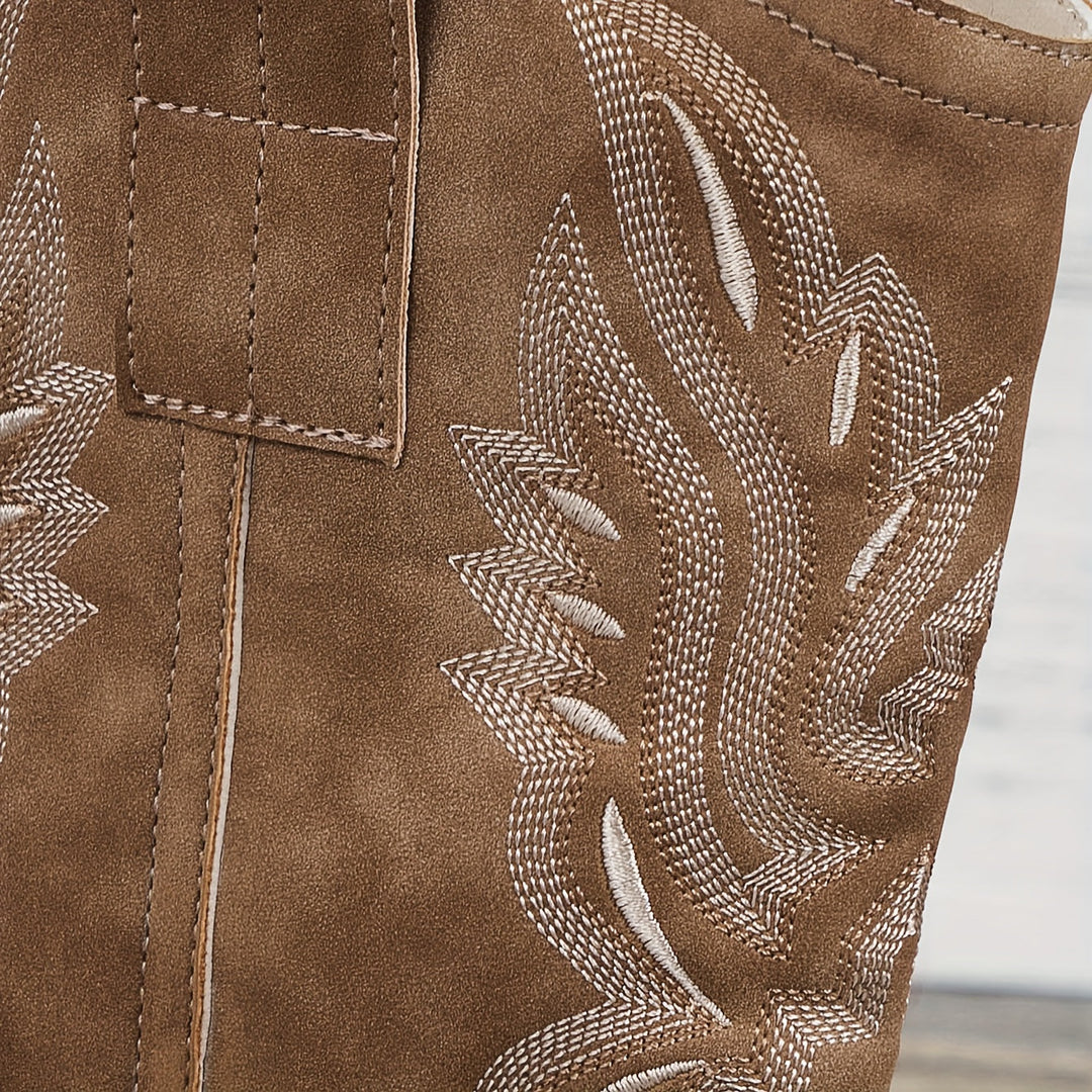Women’s western boots for wide calves with an embroidered shaft