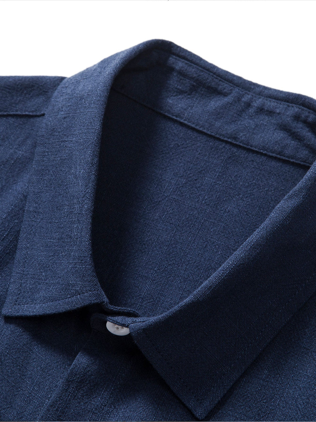Button-up shirt and straight-cut trousers in a linen-rayon blend