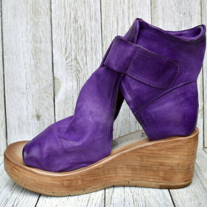 Ariana™ - Striking Wedge Sandals