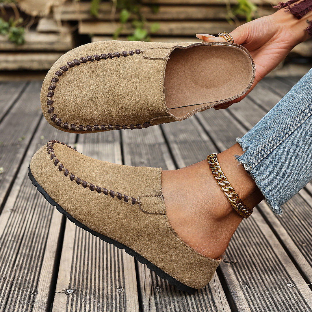 Retro-inspired orthopedic slippers for women