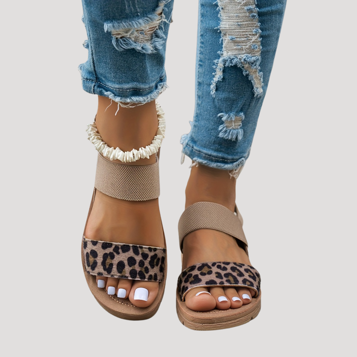 Women's Stylish Leopard Print Criss-Cross Flat Sandals for Ultimate Comfort