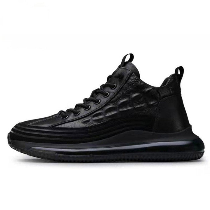 Men’s sneakers with crocodile embossing and laces