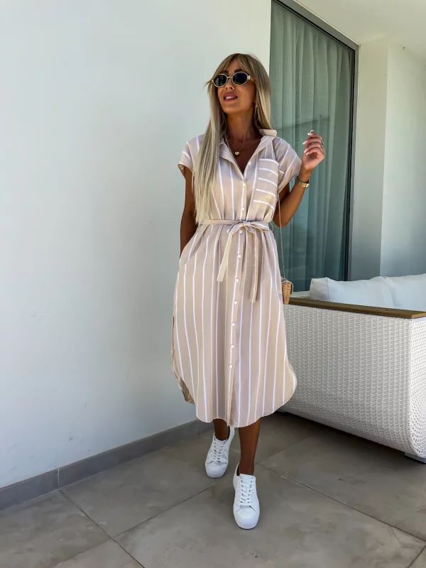 Fiona - Elegant Sleeveless Striped Dress