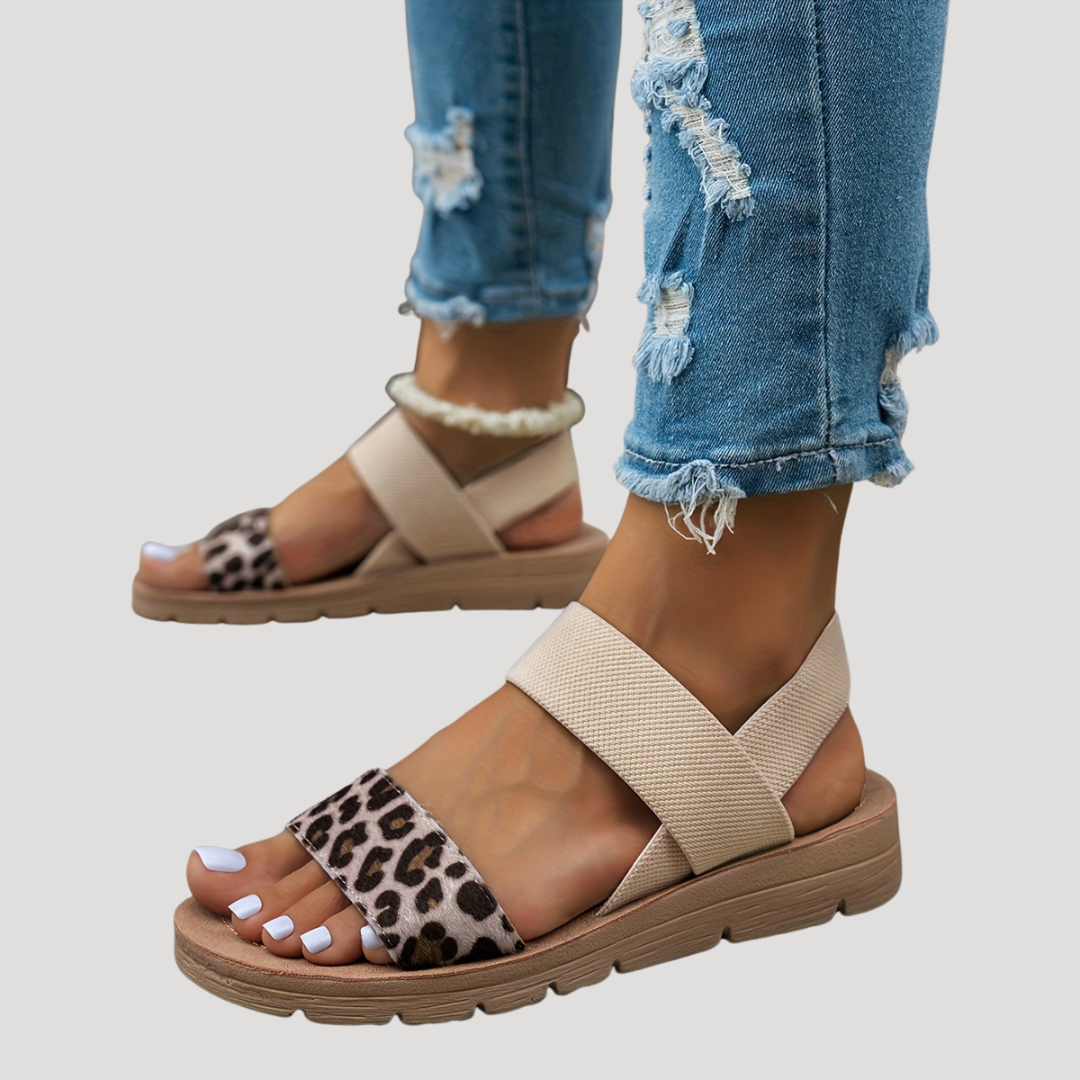 Women's Stylish Leopard Print Criss-Cross Flat Sandals for Ultimate Comfort