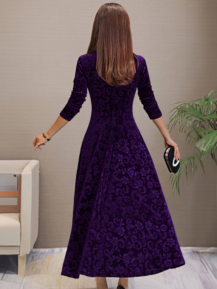 Nancy | Luxurious Velvet Holiday Dress