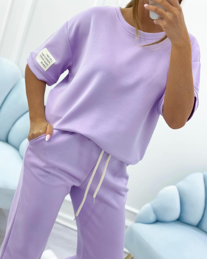 Women's Relaxed Outfit: Solid Top and Pants Set