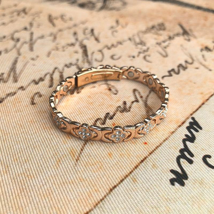 Aurelia™ – Elegant Magnetic Copper Bracelet