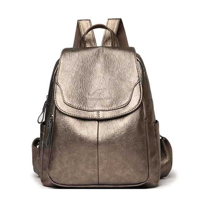 Kristlaug | Elegant and lightweight backpack in a soft white tone