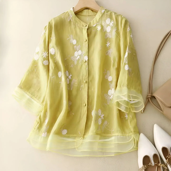 Emily™ - Cotton top with embroidered flowers