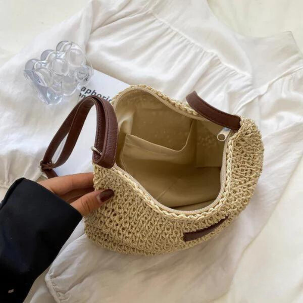 Fredhild | Classic Woven Shoulder Bag