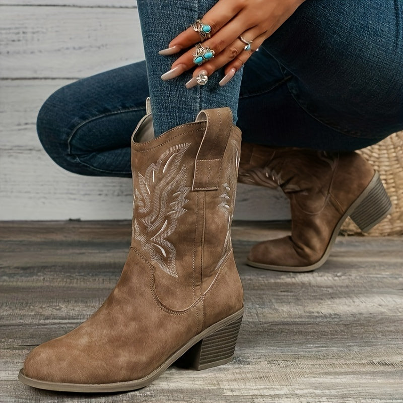 Women’s western boots for wide calves with an embroidered shaft