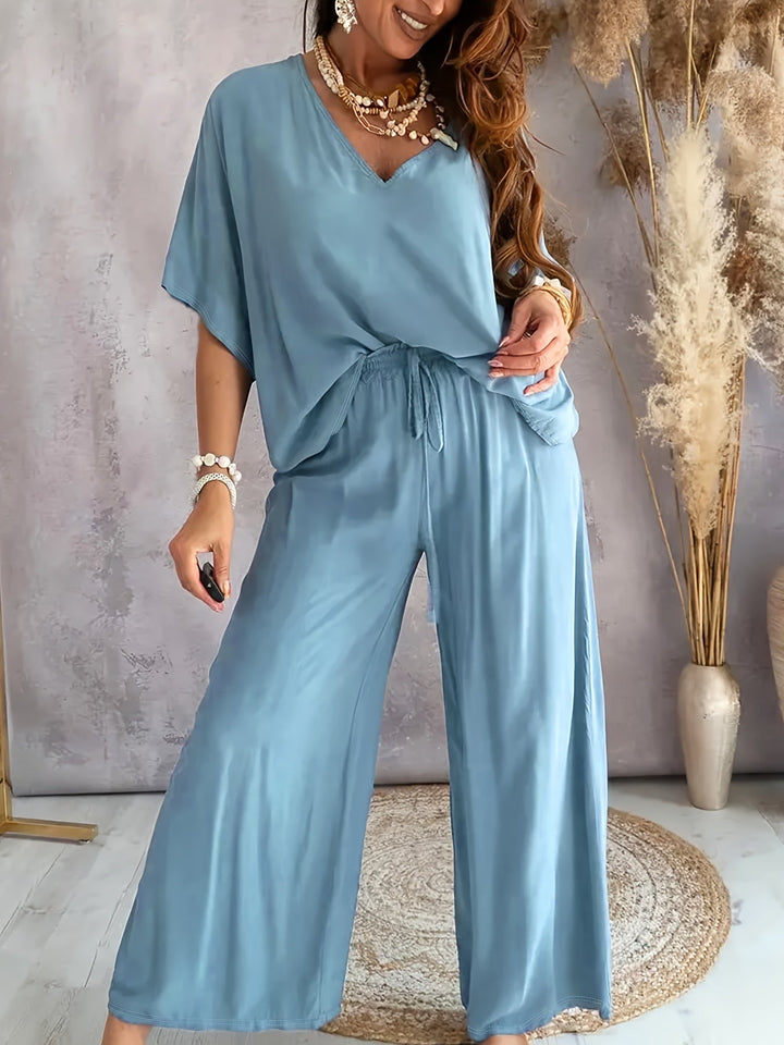 Farah™ - Stylish Solid Color Women's Two-Piece Set