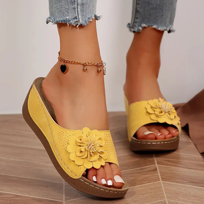 Belle™ - Orthopedic Sandals with Floral Pattern