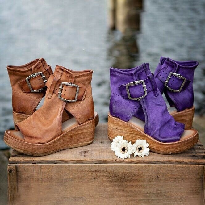 Ariana™ - Striking Wedge Sandals